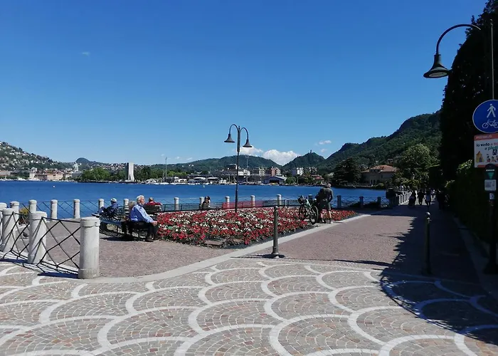 Vistalago 55 B 公寓 *